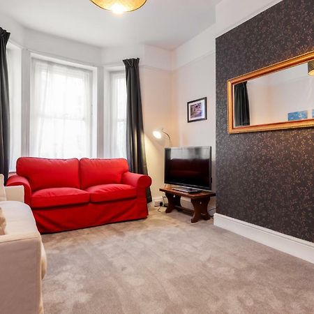 Gorgeous Town Centre Apt With Courtyard Garden Bournemouth Buitenkant foto